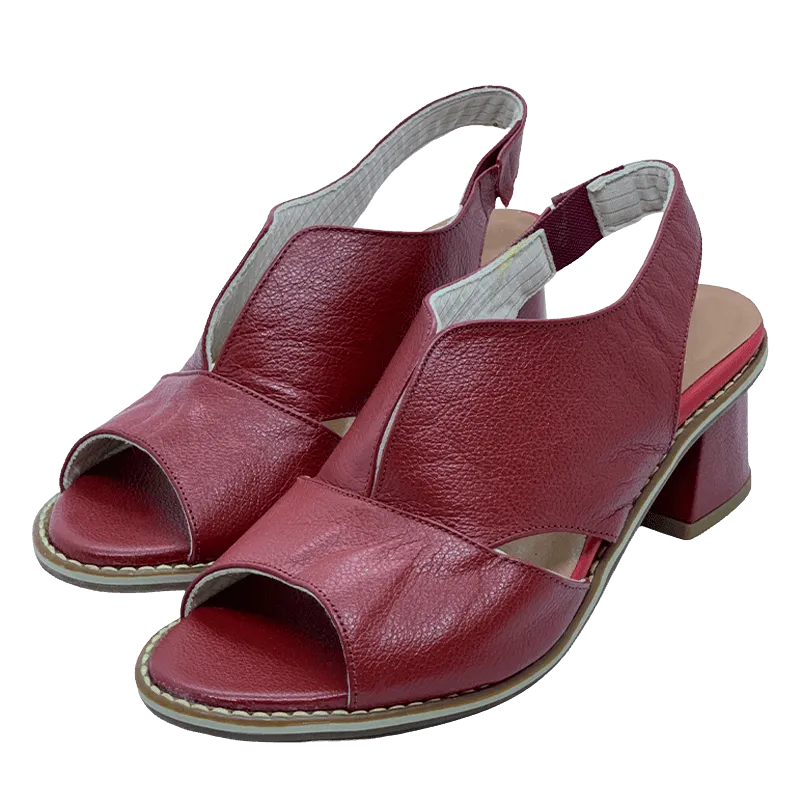 Sylis | Elegant Leather Sandals